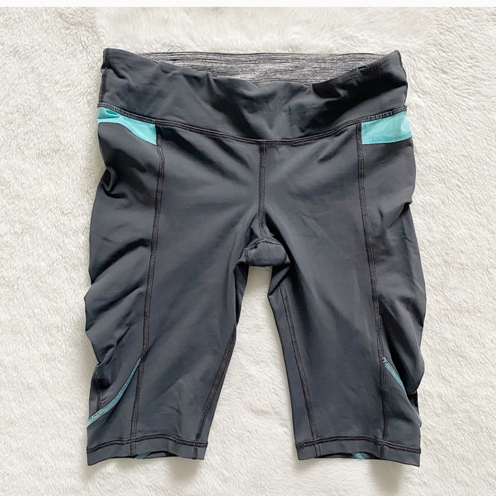 Women Lululemon shorts
